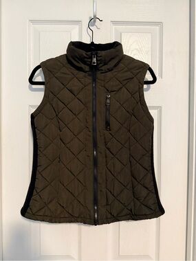 Andrew Marc Quilted Vest in Olive Green